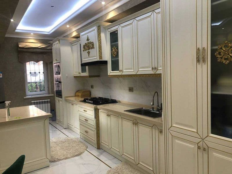 Сдаётся квартира на Ц-15<br />
Ориентир - Жангох<br />
Город