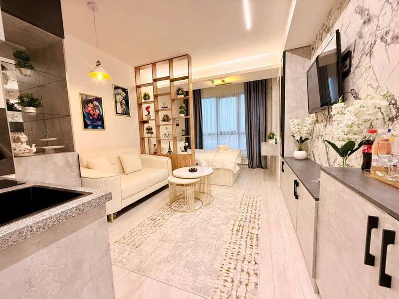 Сдается уютная студия на долгосрочную аренду.<br />
<br />
С — фото 2