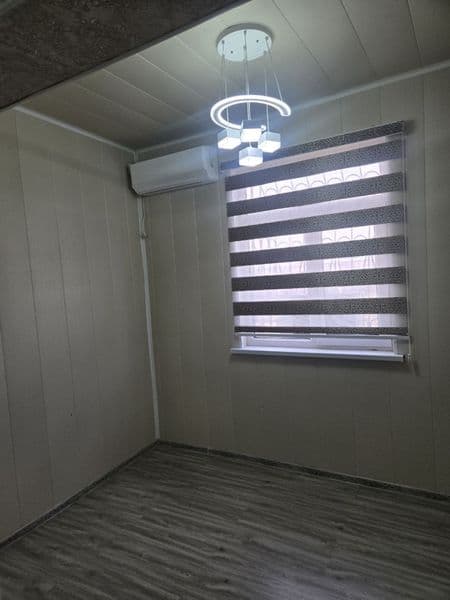 Qorasu 6 <br />
3 xonli uy<br />
85kb metr<br />
5 etajkani 