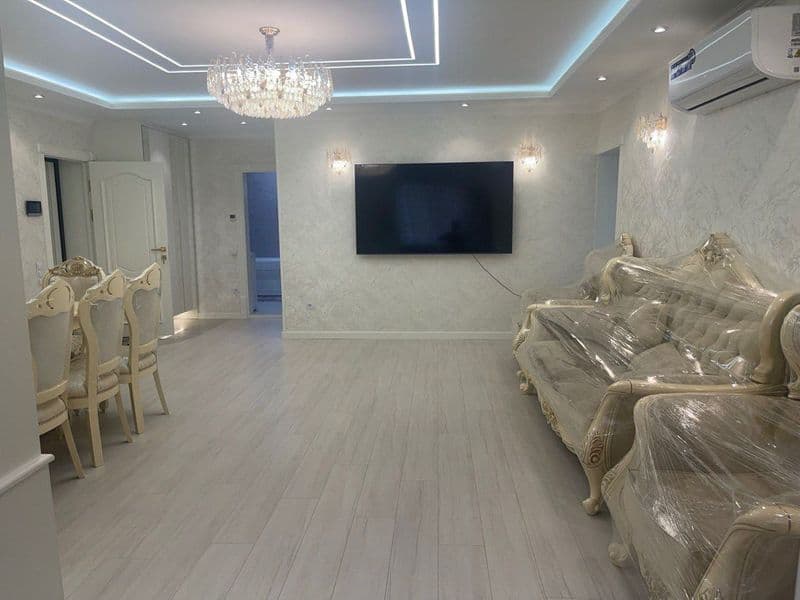 Аренда 4 комнатная квартира <br />
М. Улугбекский район<br /