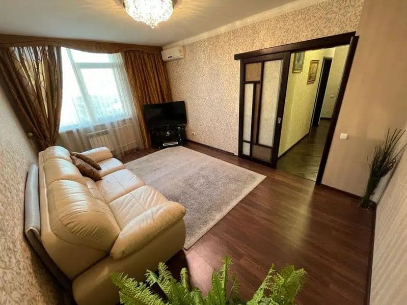 Аренда Высокопотолочка 2-2-3 Метро Ойбек Центр Иностранцам и