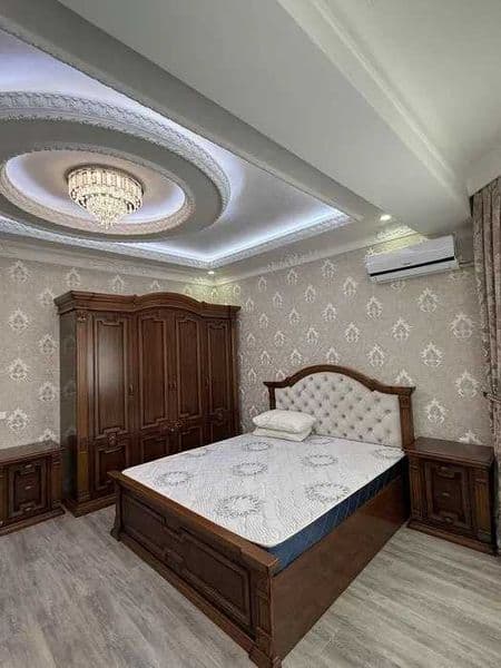 Район: Яккасарайский<br />
Адрес: Бабур парк<br />
<br />
Ко