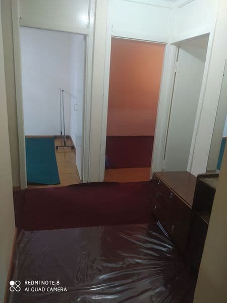 Чилонзор 23к 9дом3подезд 20кв.Холоделник, кондиционер, стира