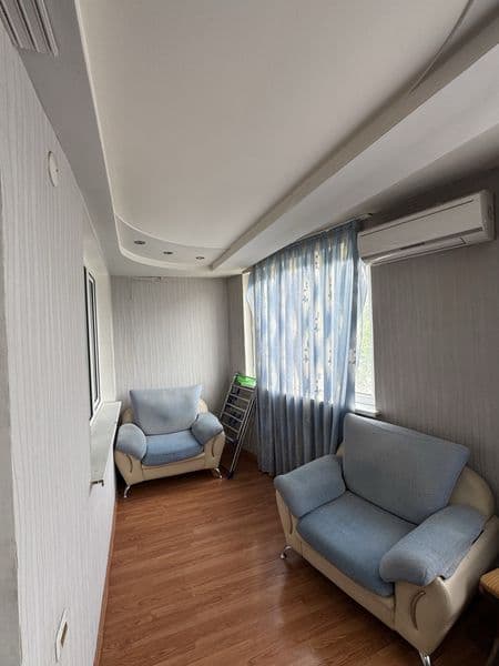 Yunusobod 2 kvartal 2 xona<br />
4-etaj<br />
Konditsioner<b — фото 2