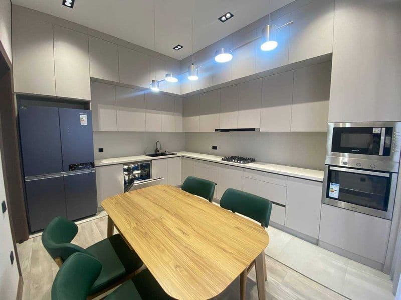 Новый дом в отличном состоянии. 2 этаж 4-этажного дома, 2 ко — фото 2