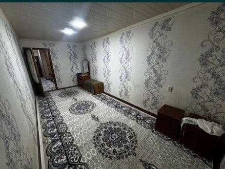 Tel 33 884 84 48 ijaraga 2 honalik razdelni uy beriladi uy i