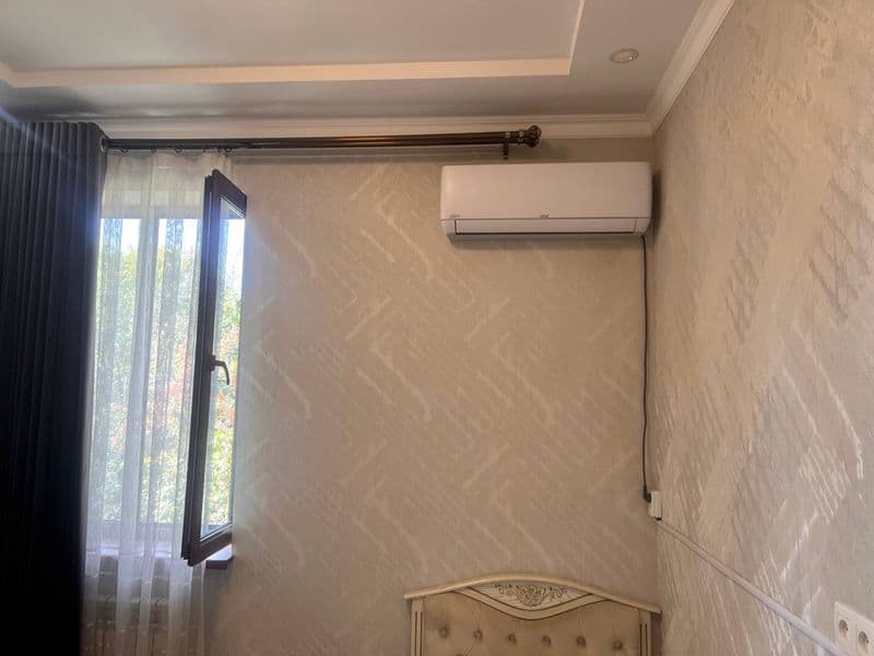 Новостройка Арентр Малика Гасница. <br />
Срочно Квартира Ст