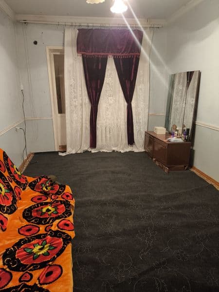 Bezmakler<br />
Tuzel metroga 5minutlik yoʻl<br />
Sharoitla