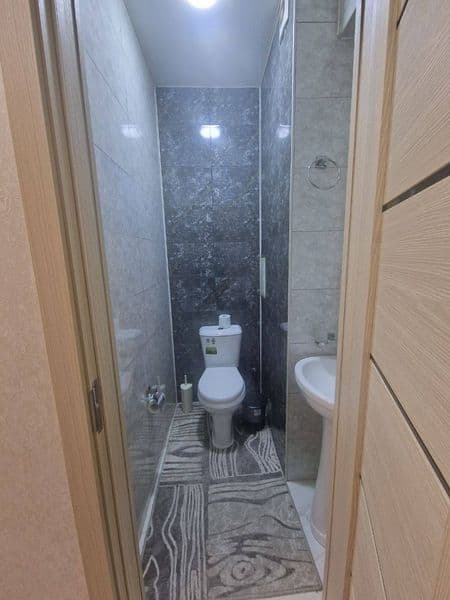 Аренда квартиры <br />
2/9/9 Navstroyka 50m² <br />
Жк ню ла — фото 4