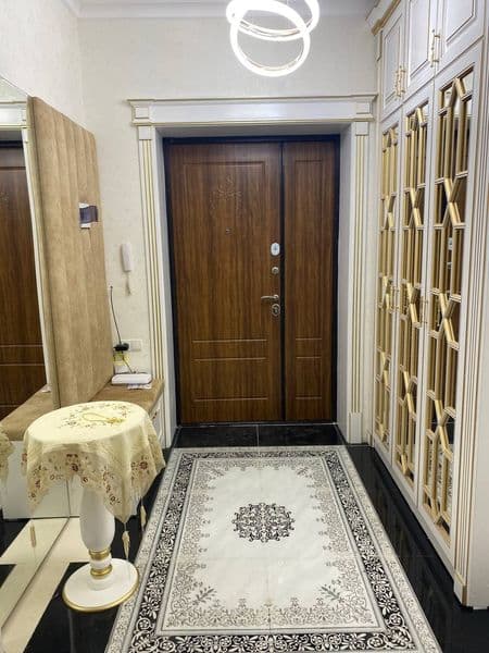 Сдача новой кв. на Яккасарай с обстановкой !<br />
<br />
Ор