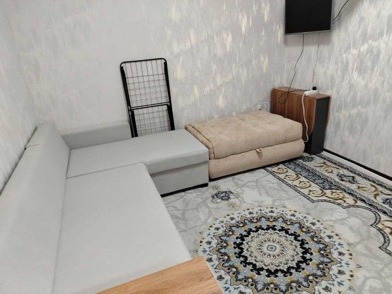 1/2/3<br />
Сдаётся 1-х комнатная квартира на Карасу 6<br />