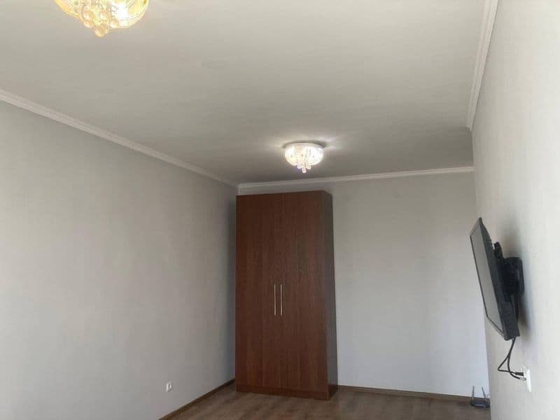 Сдаётся квартира новостройка 1/8/9/ квартира полу пустая нет