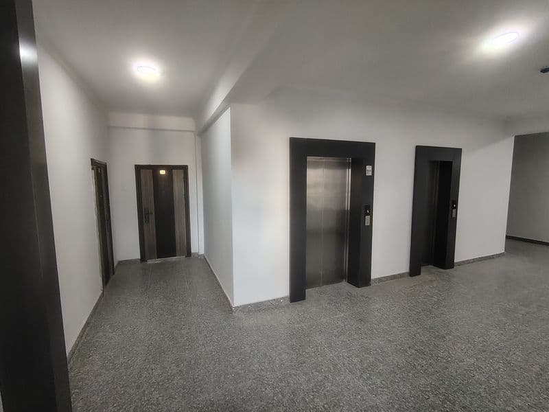 Тошкент марказида жойлашган. 2025 йилда қуриб битказилган хо — фото 3