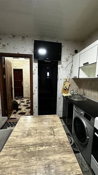 Чилонзор Мирзо Улугбек метро якинида тартибли инсонларга ква — фото 4