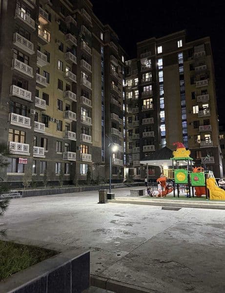 Сдаётся 3-комнатная квартира в ЖК Green House!<br />
<br />
