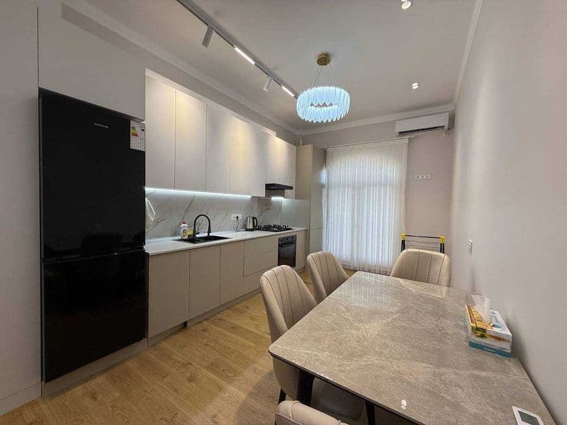 • ЖК: Royal House<br />
• Комнат: 2<br />
• Этаж: 5<br />
•  — фото 4