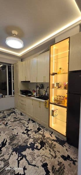 Turkiston metro bekati<br />
Turkiston metro yonida, uy ichi — фото 3