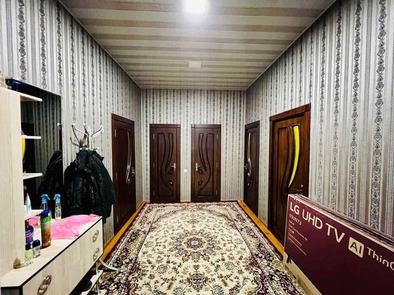 2 xonali kvartira yangi domda yo'lni bo'yida oilaga yoki ayo