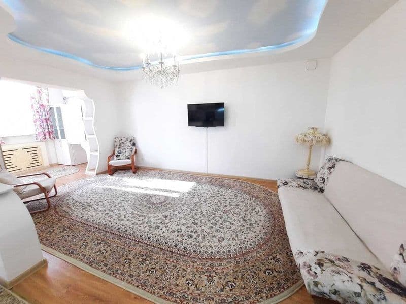 Сдаётся  Квартира<br />
Ориентир - гостиница Россия<br />
Го