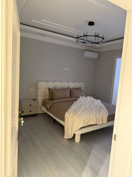 Сдаётся квартира!<br />
<br />
Район: Мирзо Улугбек<br />
Ад — фото 3