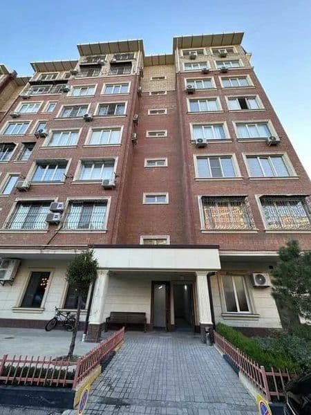 Сдаётся квартира на Айбеке Габус‼️<br />
Ориентир - кафе Гош