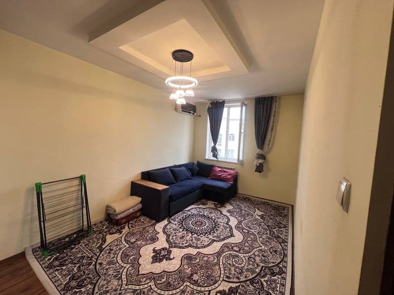 Сдается квартира в аренду 5 этаж лифта нет, все рядом с домо