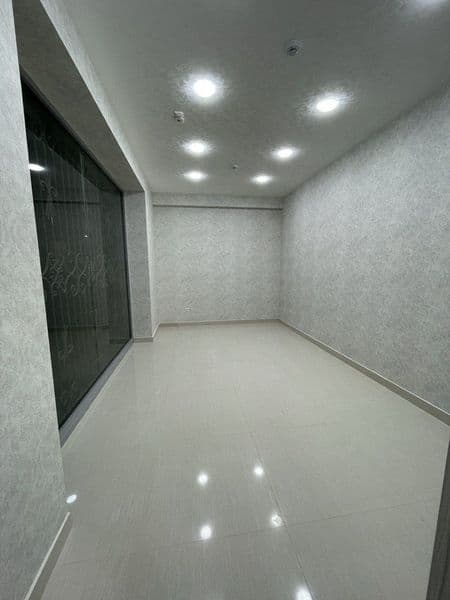 Срочна сдаётся в аренду 1 этаж 60 кв м ориентир против стади — фото 4