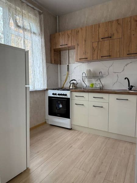 Местоположение:<br />
Чиланзар 2 квартал.<br />
<br />
Рядом — фото 4