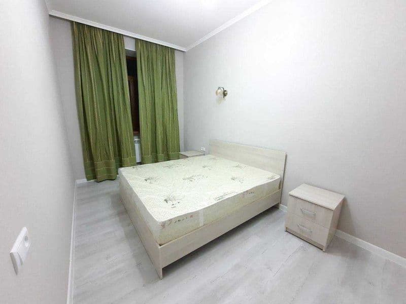 Сдается на Ойбеке в новостройке 1x комнатная переделанная в  — фото 4