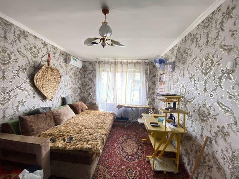 Сдаётся уютная квартира на ТТЗ-1!<br />
1/1/4 Кирпичный дом 