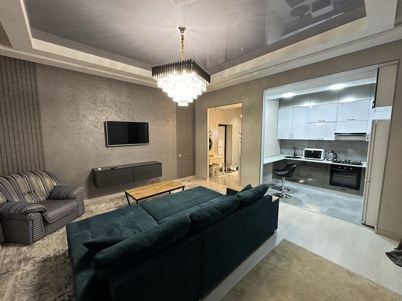 Сдаётся квартира с новым дизайнерским ремонтом полностью уко