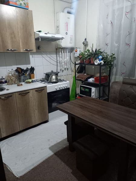 Qizlarni  3 kishilik sherik bilan ijaraga qoyaman ozim yasha