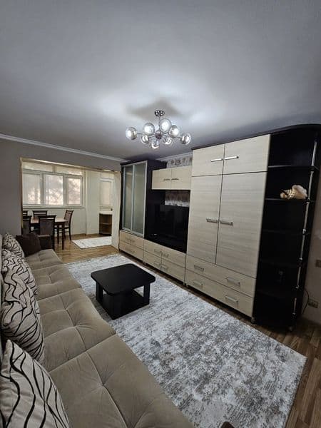 Уютная квартира с хорошим ремонтом и всей необходимой обстан