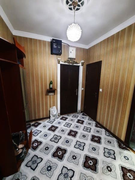 Аренда Чилонзор 7 квартал<br />
3хона шароитлари бор йул юзи