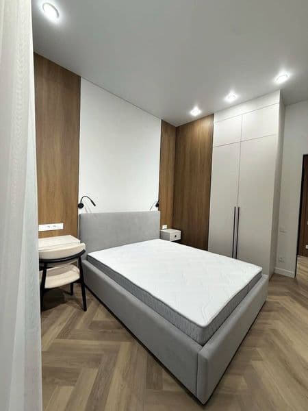 2 комнатную квартиру на 9 этаже,<br />
В квартире есть все н — фото 2