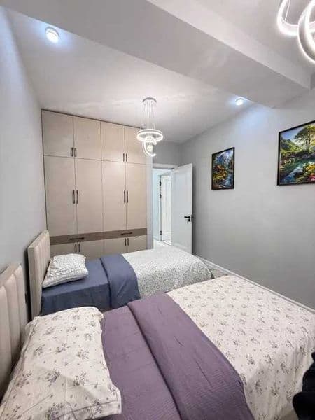 З комнатные квартира в новостройки с новым ремонтом и мебель — фото 4