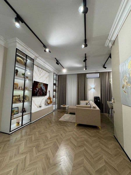 Район: Yunusobod<br />
Адрес: XON-SAROY tjm <br />
<br />
Ко