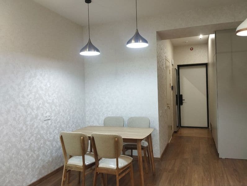 Квартира новая меблирована 19 этаж имеется спорт за для жиль