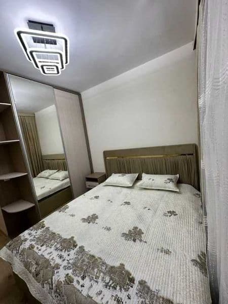 Район: Яшнабадский<br />
Адрес: Лисунова<br />
<br />
Комнат — фото 2