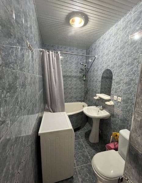 2 yoki max 3 kishi olinadi turkiston metroga 300 metr<br />
 — фото 5