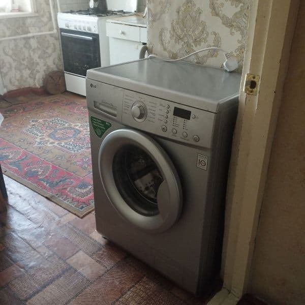 Сдаю 2/2/5 малогабаритка , на М.Горького ,метро Буюк ипак йу — фото 3