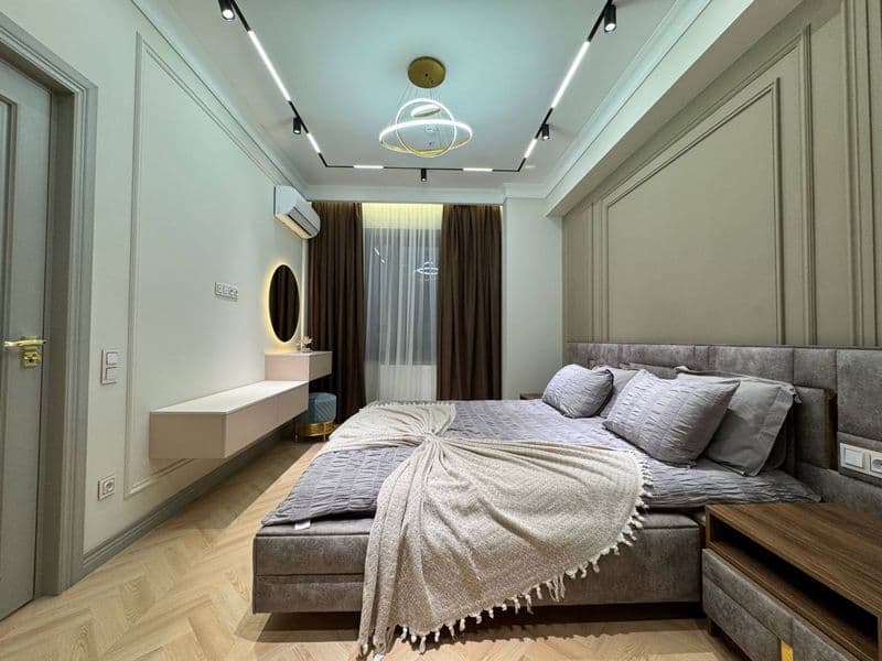 Акай сити <br />
2/12/25<br />
60кв<br />
<br />
+9988800988