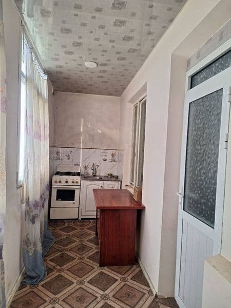 Здаецая 2 комнатная квартира массив куйлук 2 4 этаж  4 этажа — фото 5