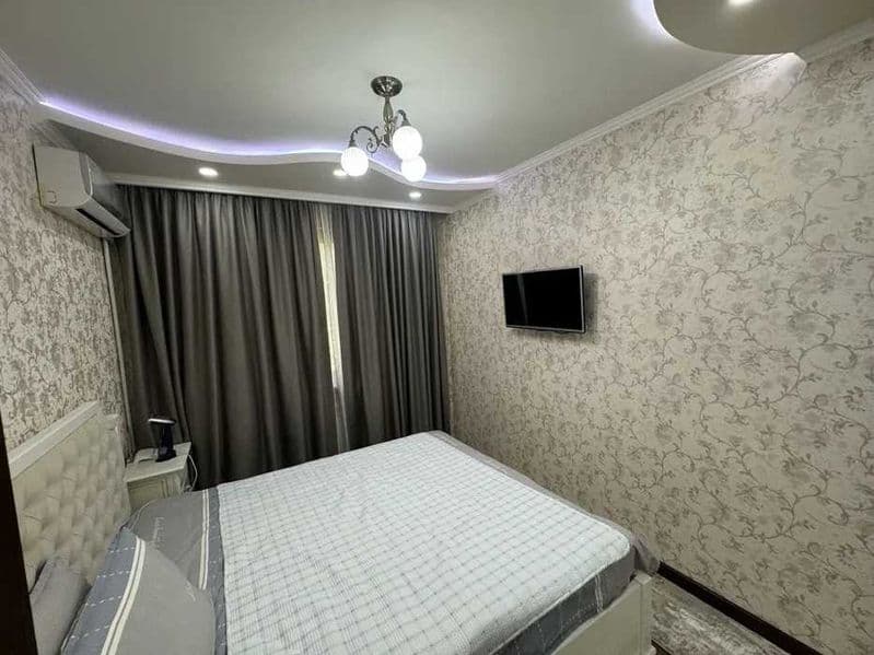 Район: Мирзо-улугбек<br />
Адрес: дархан<br />
<br />
Комнат — фото 2