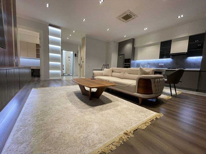 • Район: Яккасарой <br />
• <br />
• Комнат: 3<br />
• Этаж: — фото 2