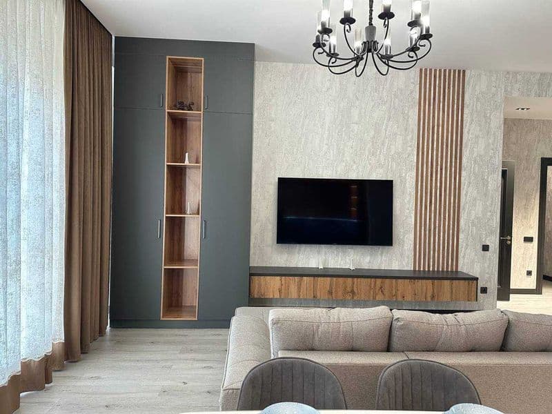 Уникальное предложение аренды в самом центре города<br />
<b — фото 2