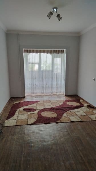 Срочно сдаётся 1 комнатная квартира на 3 этаже 9 этажного до