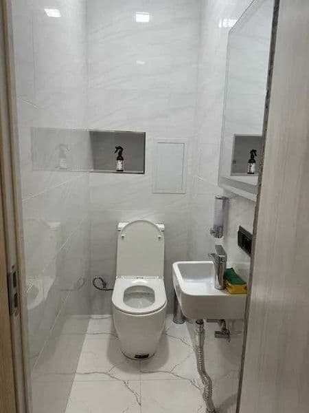 Район: Яшнабадский<br />
Адрес: Авиатор<br />
<br />
• Комна — фото 5