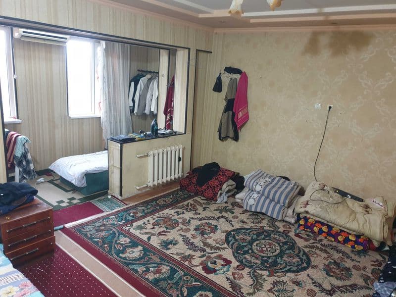 Bizning 2 xonali kvartiramizga yashash uchun 1 ta sherik izl