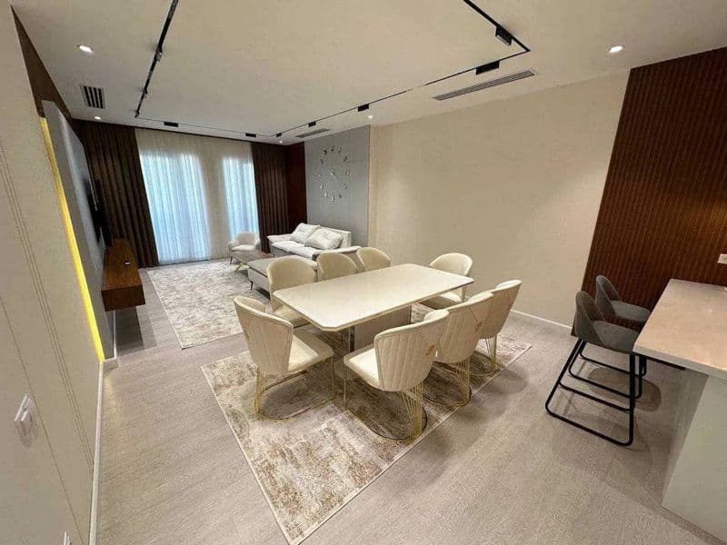 Элитный апартамент<br />
Район: Мирабад<br />
2/4/10<br />
Т — фото 2